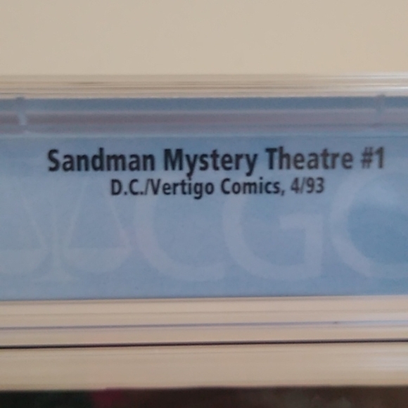 D.C. Vertigo Comics SANDMAN MYSTERY THEATRE #1 CGC Graded 9.6 WP - Picture 9 of 11